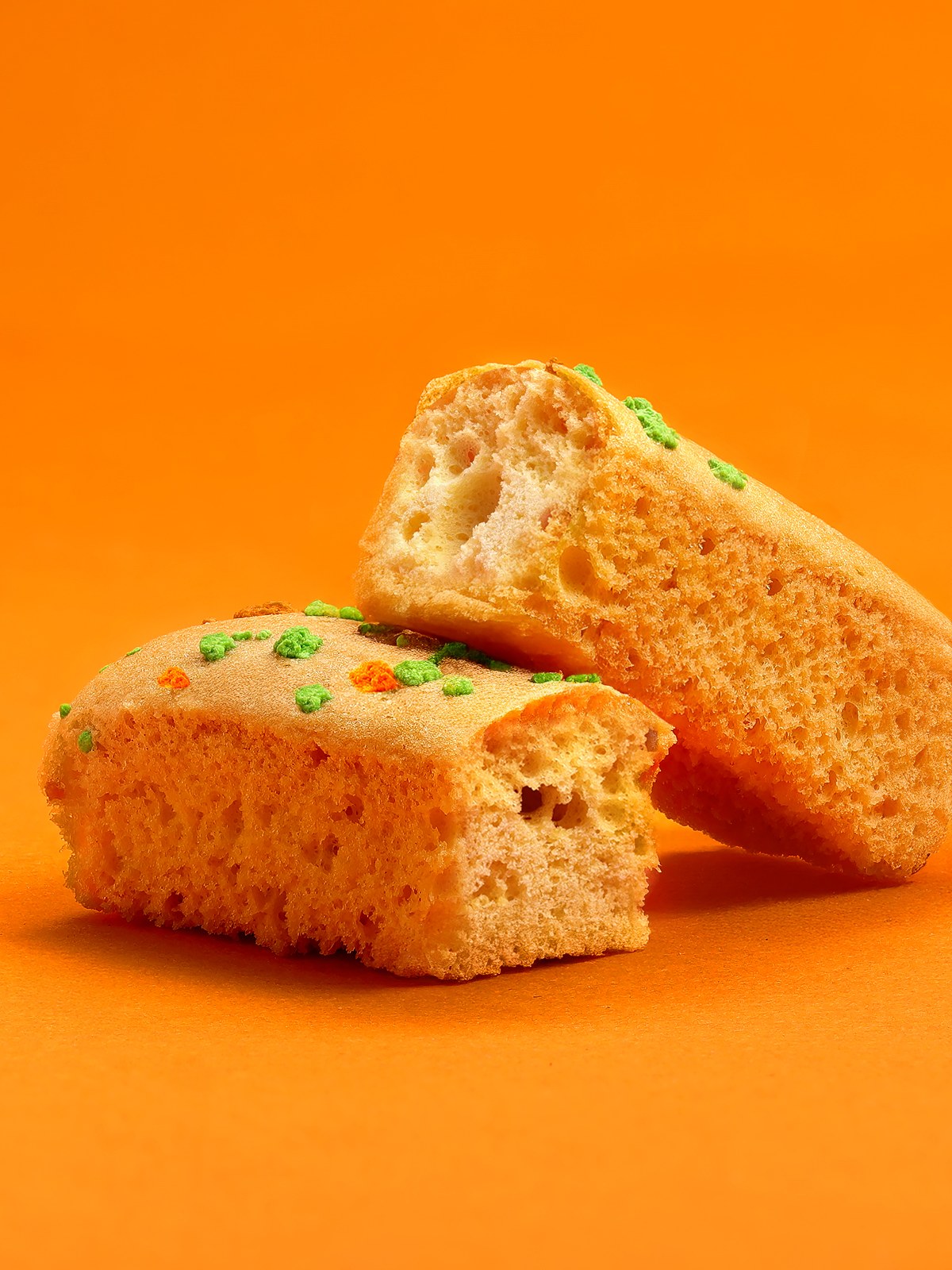 Little One Biscuits with dried carrot and spinach for small animals 5x7g