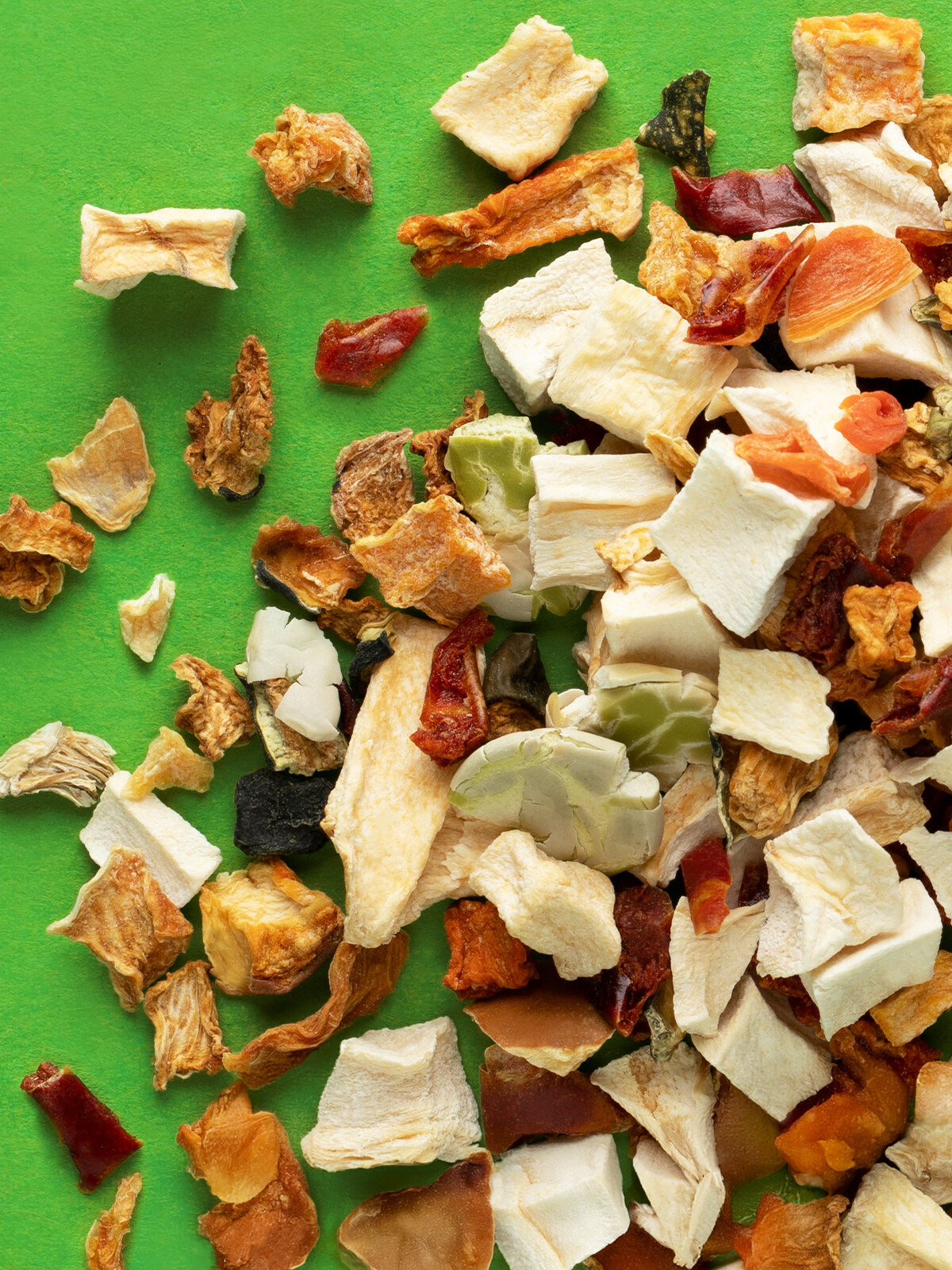 RIO Vegetable mix treat for parakeets and parrots 150g